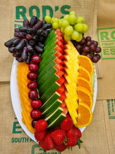 Load image into Gallery viewer, Fruit Platter- Large Premium ( Best Cut Selection)