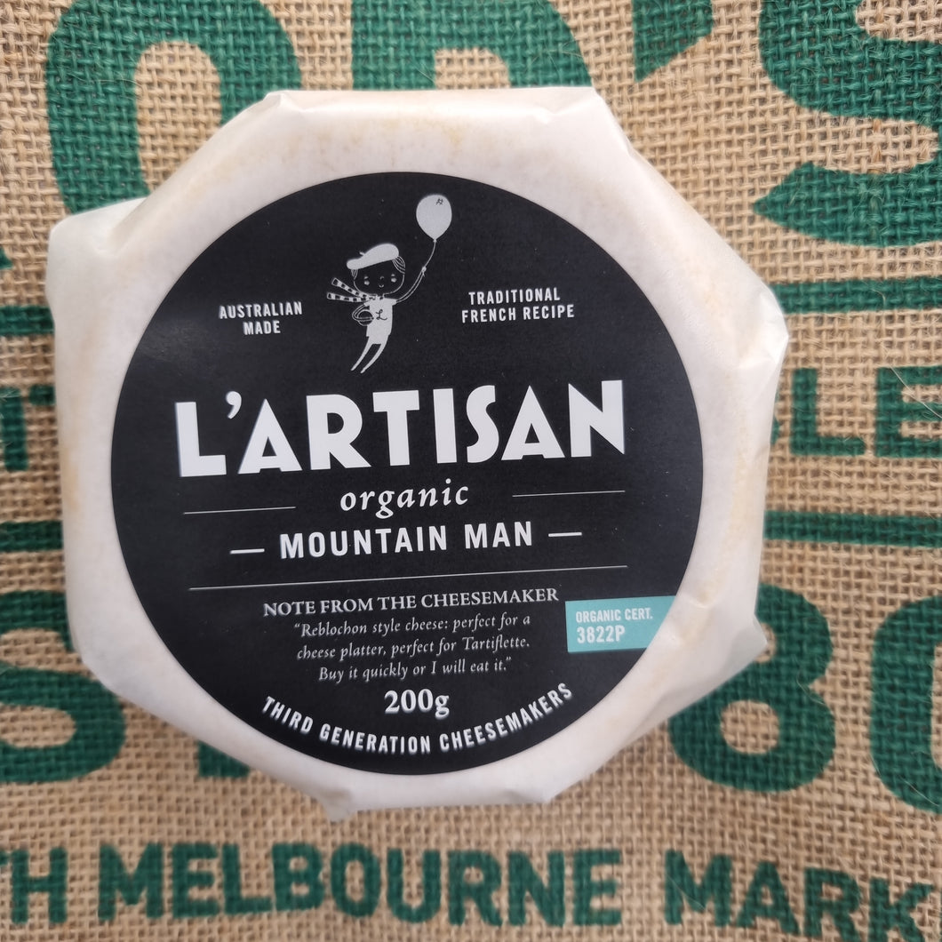 Brie- Mountain Man   organic ( made in geelong) Robust