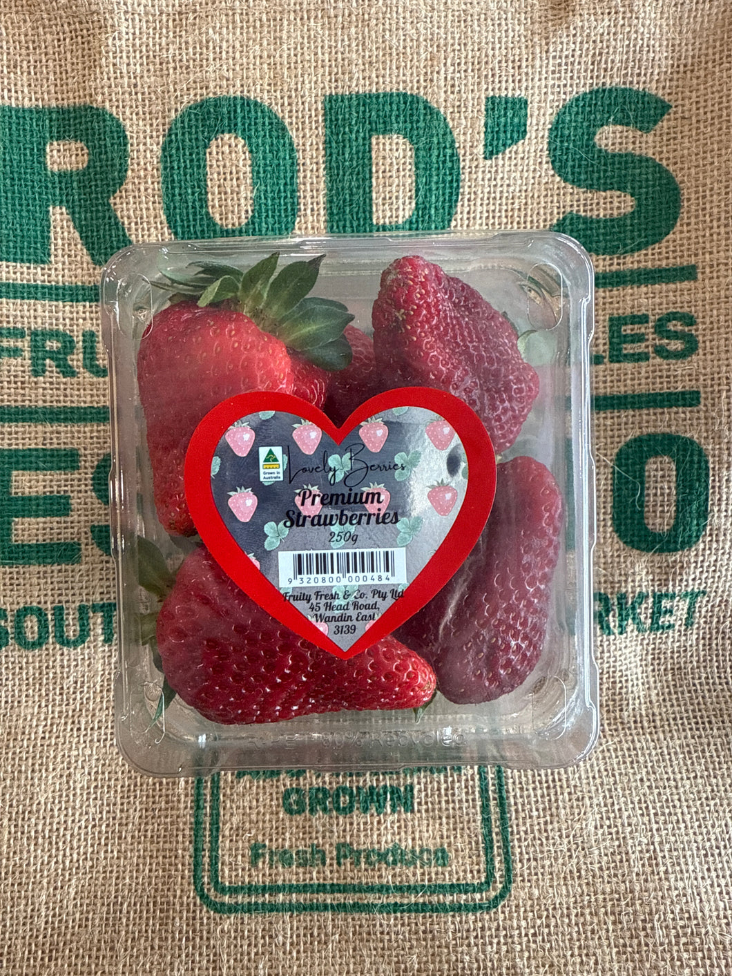 Strawberry- Vic 250g, Each