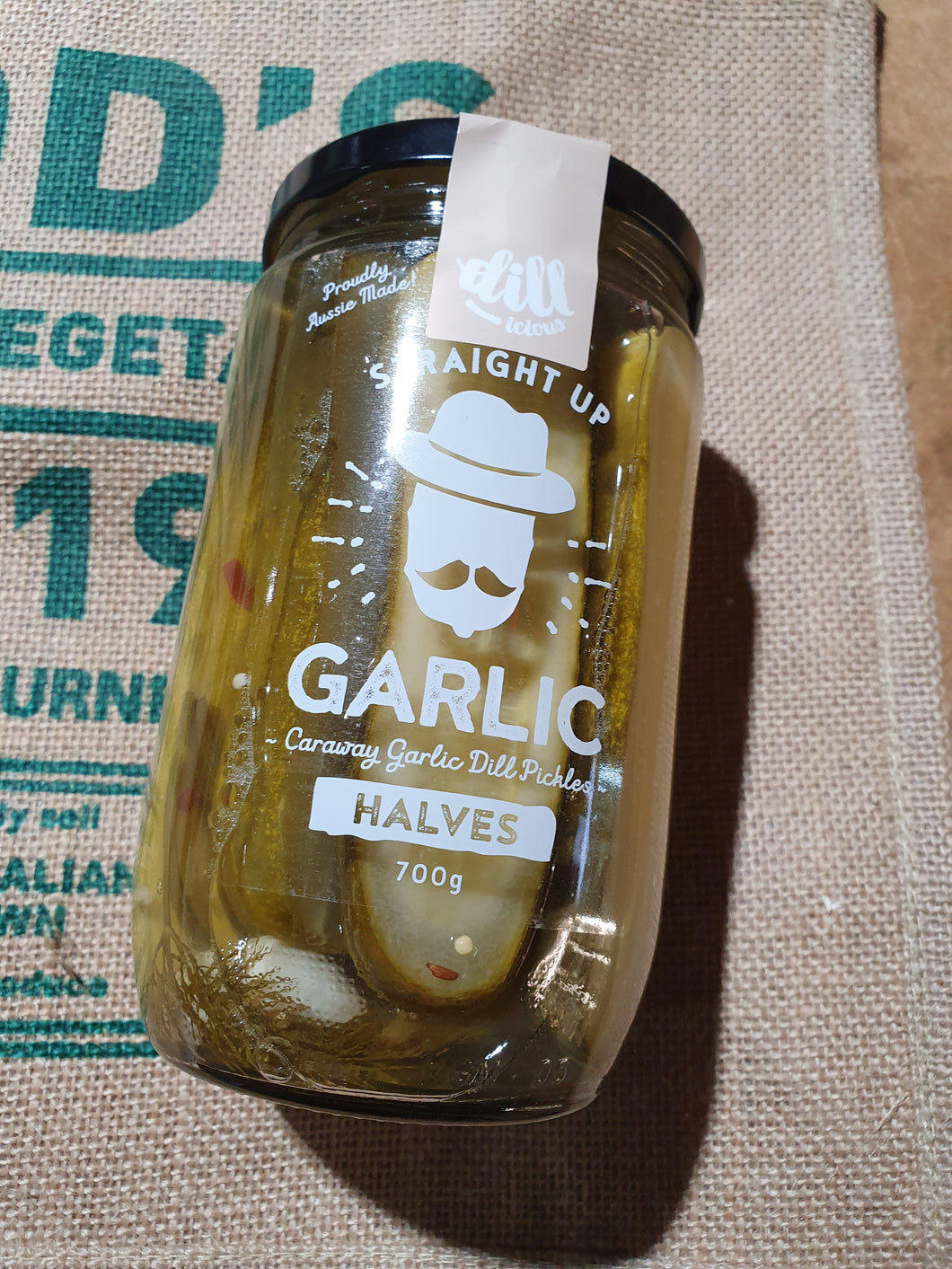 Dill Pickles Halves Garlic  Jar 700g